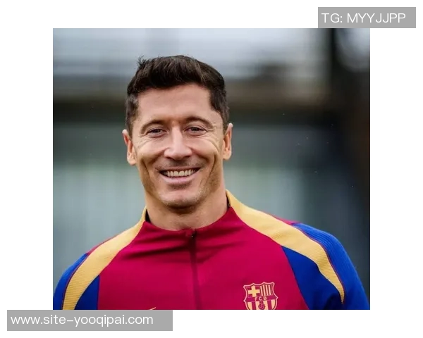 莱万不打算退役或将自由身离开巴萨未来去向引关注